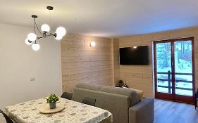 Lys Apartment